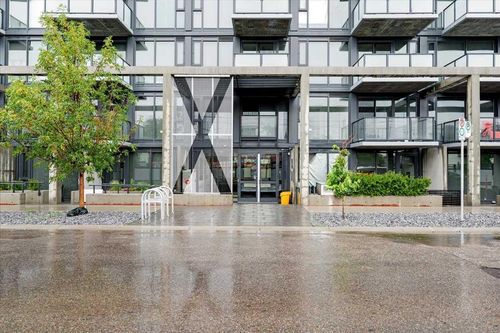 310-327 9a St Nw, Calgary, AB, T2N1T7 | Card Image