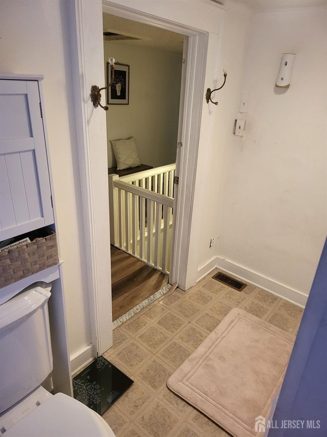 72 High St, House other with 2 bedrooms, 3 bathrooms and null parking in Perth Amboy NJ | Image 38