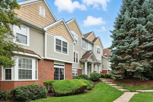 1270 Georgetown Way, Vernon Hills, IL, 60061-4122 | Card Image