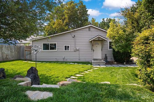 321 W Boise St, Kuna, ID, 83634-2013 | Card Image