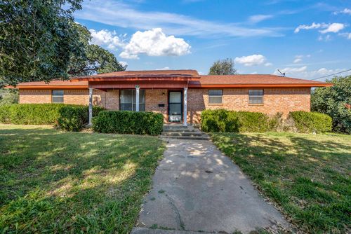 232 S Moseley St, De Leon, TX, 76444-1823 | Card Image