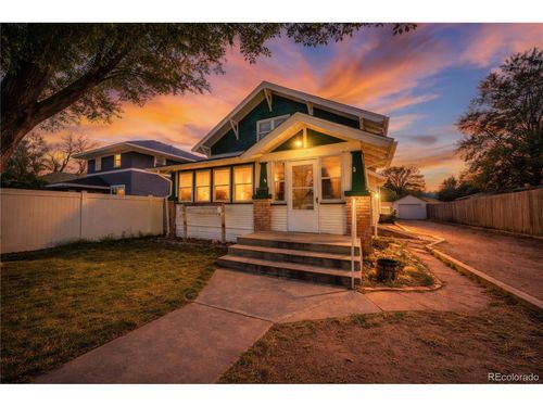 550 Custer Ave, Akron, CO, 80720-1032 | Card Image