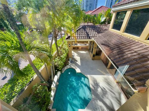 3728 Ne 208th Ter, Aventura, FL, 33180-3858 | Card Image