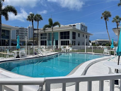 32-5400 Gulf Dr, Holmes Beach, FL, 34217-1732 | Card Image