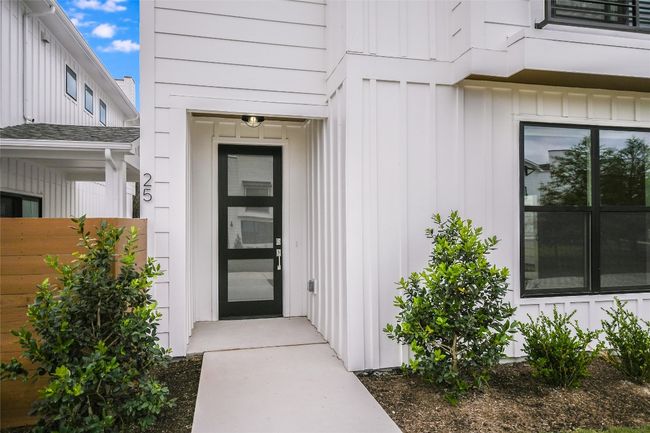 APT-25 - 7601 Cooper Ln, House other with 3 bedrooms, 3 bathrooms and 2 parking in Austin TX | Image 4