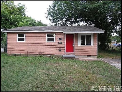 912 Greenlea Dr, North Little Rock, AR, 72117-4548 | Card Image