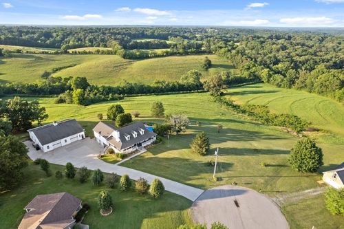 4216 Depot Ln, Cunningham, TN, 37052-4823 | Card Image
