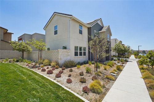 27008 Declaration Rd, Valencia, CA, 91381-2118 | Card Image