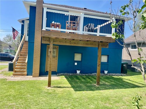 3 Kerr St, Burgettstown, PA, 15021-1126 | Card Image