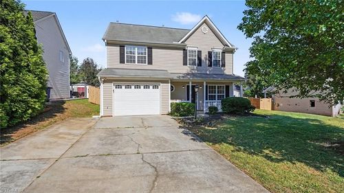 4055 Creekside Ct, Winston-Salem, NC, 27127-7384 | Card Image