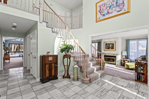 3240 Brookdale Ln, Northbrook, IL, 60062-7502 | Card Image