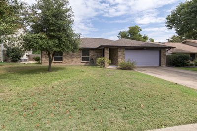 1727 Ryon Lane, House other with 3 bedrooms, 2 bathrooms and 4 parking in Round Rock TX | Image 1