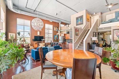 c-900 Bonifant St, SILVER SPRING, MD, 20910-6511 | Card Image