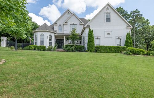 867 E Emerson Ln, Fayetteville, AR, 72701-2225 | Card Image