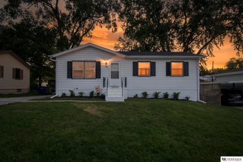 1306 Lincoln Rd, Bellevue, NE, 68005-3832 | Card Image