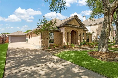 2110 Barrington Pointe Dr, League City, TX, 77573-3951 | Card Image