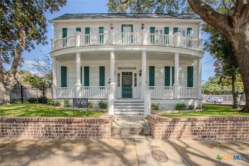 308 S Liberty St, Victoria, TX, 77901-8116 | Card Image