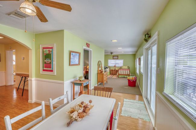 1833 Highland Dr, House other with 3 bedrooms, 2 bathrooms and null parking in Highland Haven TX | Image 11