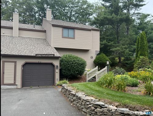 17-17 Maple Ln, Avon, CT, 06001-4523 | Card Image