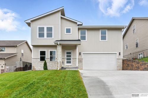 13705 Corby St, Omaha, NE, 68164-2403 | Card Image