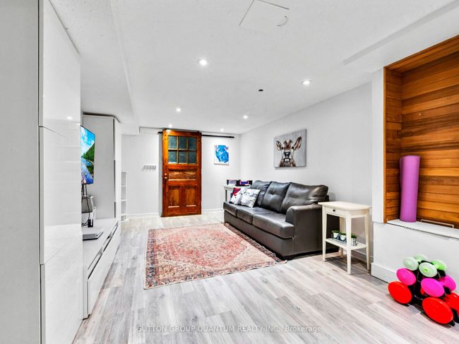 4423 Sawmill Valley Dr, House other with 3 bedrooms, 3 bathrooms and 2 parking in Mississauga ON | Image 25