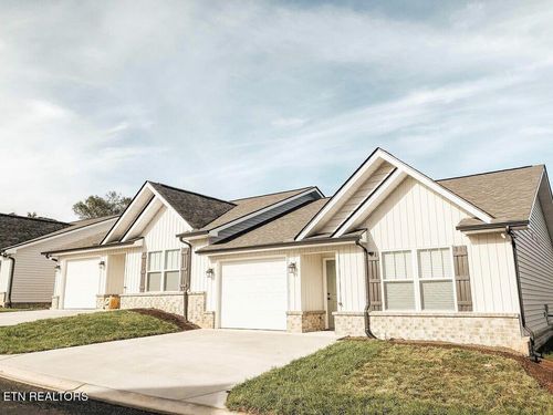1300 Splendid Oak Way, Knoxville, TN, 37931 | Card Image