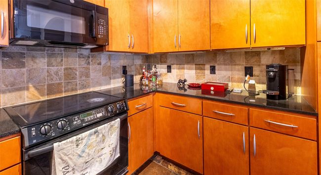 APT-3607 - 1901 Post Oak Blvd, Condo with 2 bedrooms, 2 bathrooms and 2 parking in Houston TX | Image 5