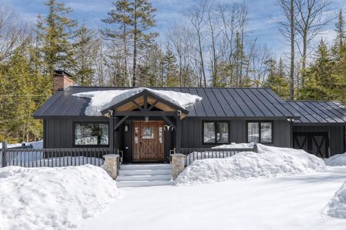 43 Beaver St, Winhall, VT, 05340-9734 | Card Image