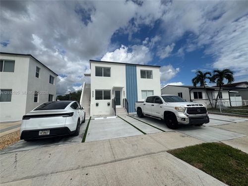 353-351 E 14th St, Hialeah, FL, 33010 | Card Image
