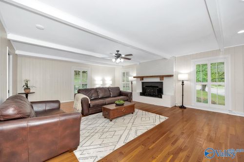 1501 Big Cove Rd Se, Huntsville, AL, 35801-2115 | Card Image