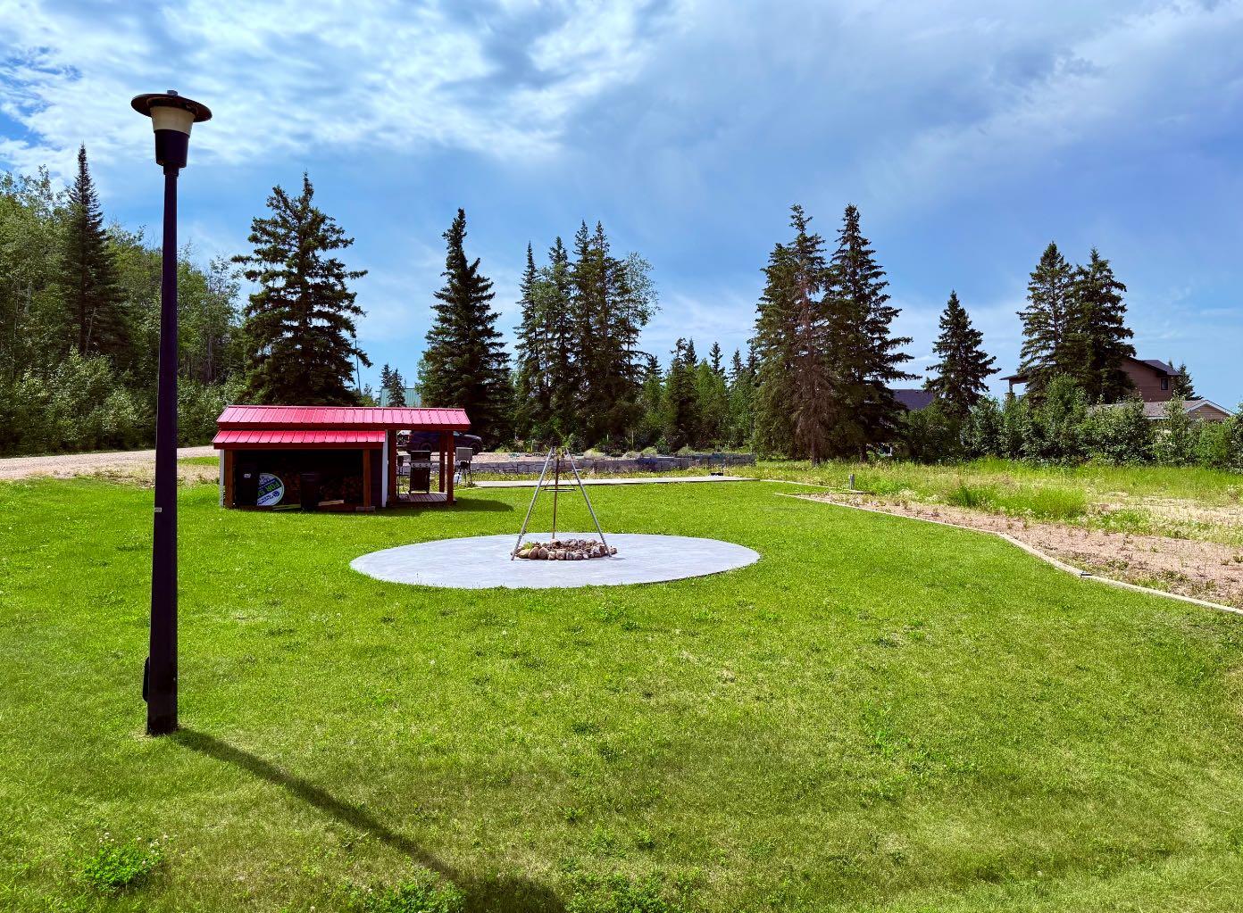 Land in Lac Des Iles 4