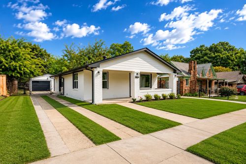 2742 Burlington Boulevard, Dallas, TX, 75211 | Card Image