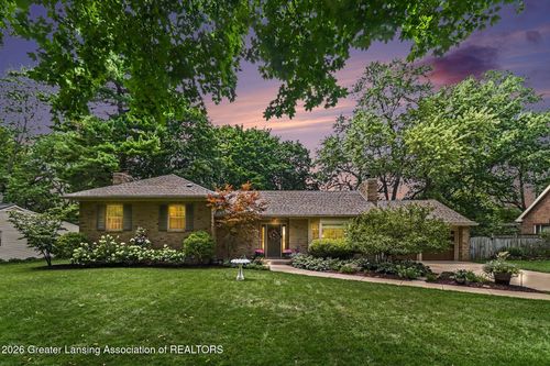 4591 Nakoma Dr, Okemos, MI, 48864-2084 | Card Image