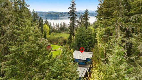 10143 Battle Point Dr Ne, Bainbridge Island, WA, 98110-1489 | Card Image