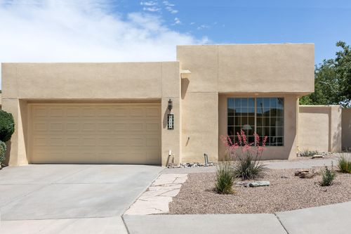 8129 Countrywood Rd Ne, Albuquerque, NM, 87109-5262 | Card Image