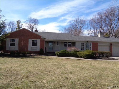 44 Parkwood Dr, Amherst, NY, 14226-4052 | Card Image