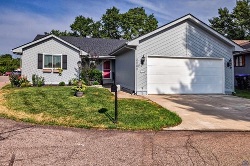 2909 Sw Cedar Cove Ct, Topeka, KS, 66614-4138 | Card Image