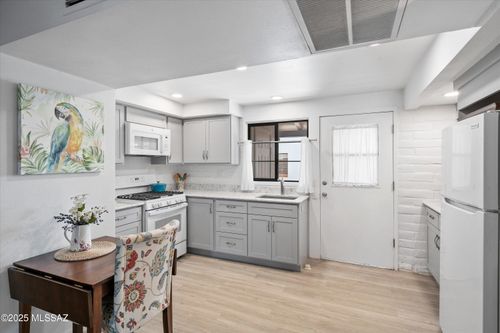 b-457 S Paseo Quinta, Green Valley, AZ, 85614 | Card Image