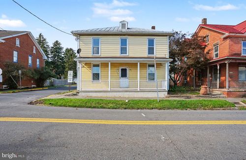 403 N 4th St, NEWPORT, PA, 17074-1206 | Card Image