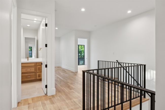 6458 Anita St, House other with 5 bedrooms, 5 bathrooms and null parking in Dallas TX | Image 18