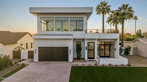 4120 N 44th Pl, Phoenix, AZ, 85018-4304 | Card Image