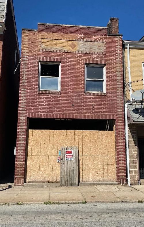 1802 Main St, Sharpsburg, PA, 15215-2713 | Card Image