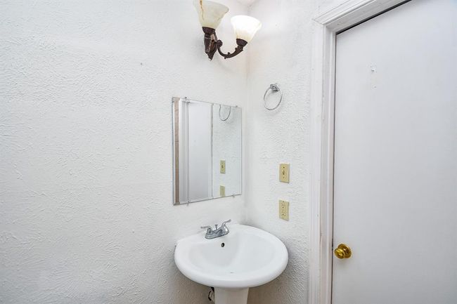 6915 Jeb Stuart Dr, House other with 3 bedrooms, 2 bathrooms and 1 parking in Richmond TX | Image 21