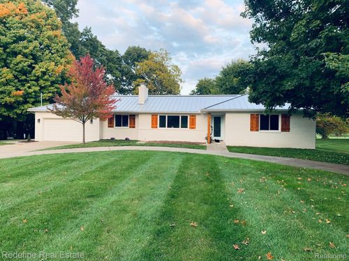 1025 S Leroy St, Fenton, MI, 48430-2934 | Card Image