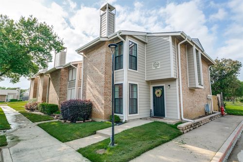 1912 Shadowood Trl, Colleyville, TX, 76034-3009 | Card Image