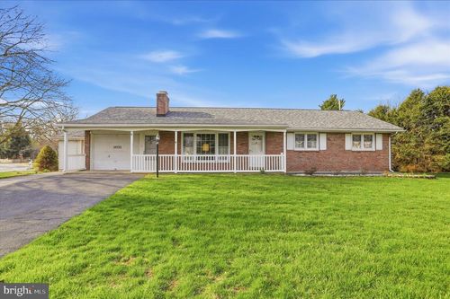 10732 Van Lear Dr, WILLIAMSPORT, MD, 21795-1422 | Card Image