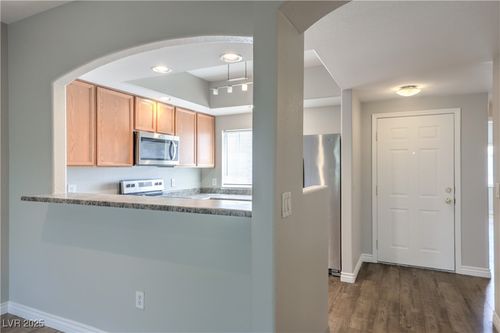 unit-215-6160 Rumrill St, Las Vegas, NV, 89113-7108 | Card Image