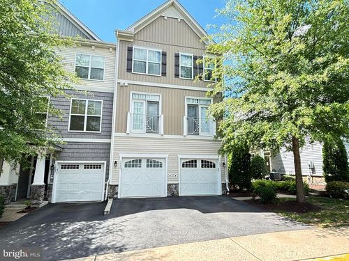 1599 Renate Dr, WOODBRIDGE, VA, 22192-2724 | Card Image