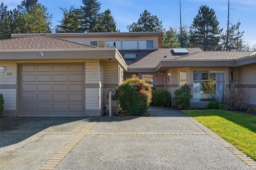 802 Lakes Blvd, Parksville, BC, V9P2P8 | Card Image