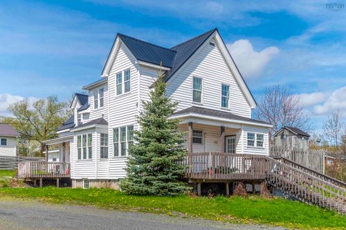 102 North Foord Street, Stellarton, NS, B0K1S0 | Card Image